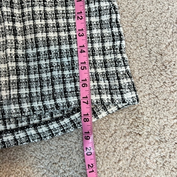 AARON & Amber Women’s Black and White High Waisted Shorts Size Large - Picture 8 of 9